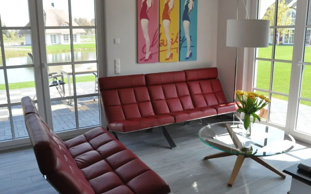 Reetdachhaus am Bodden mit Sauna