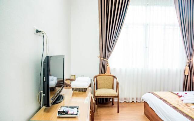 OYO 1143 Thu Giang Hotel