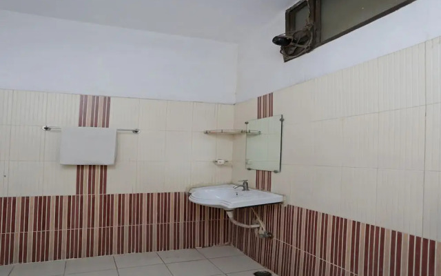 OYO 12914 Hotel Jagdish