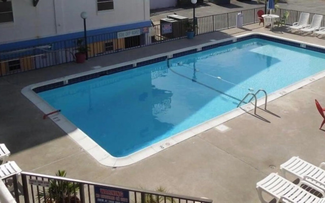 Rideau Oceanfront Motel