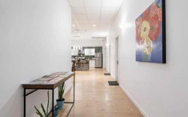 HoMa HomeStay Hotel by Olympic Stadium Montreal (Auberge/Hostel)