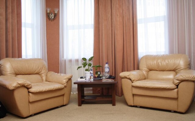 Lux Hotel