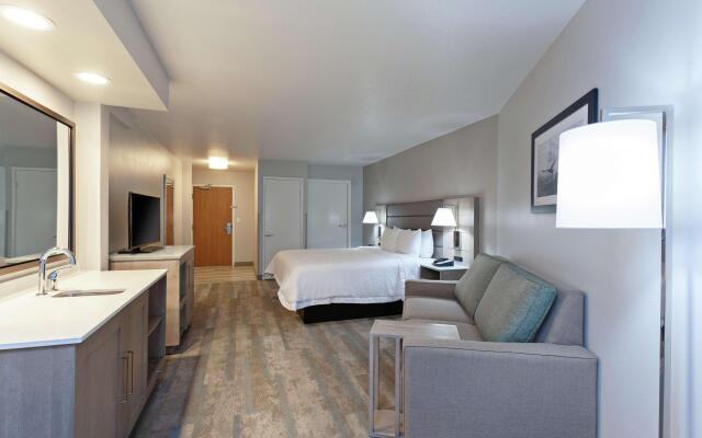 Hampton Inn & Suites Hermosa Beach