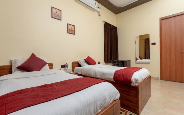 OYO 6810 Home Stay Anna Nagar