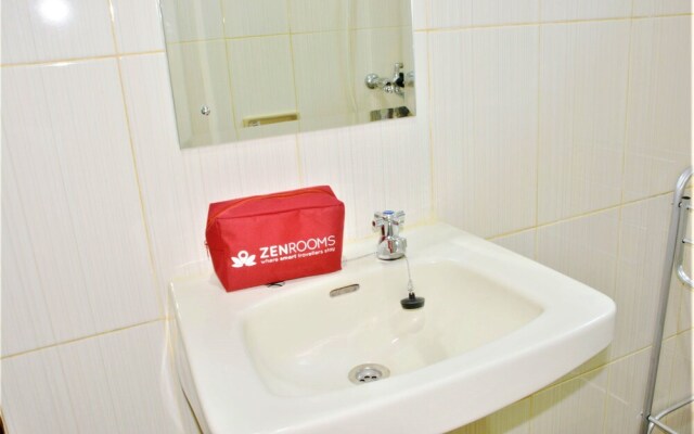 ZEN Rooms Basic Lebak Bulus