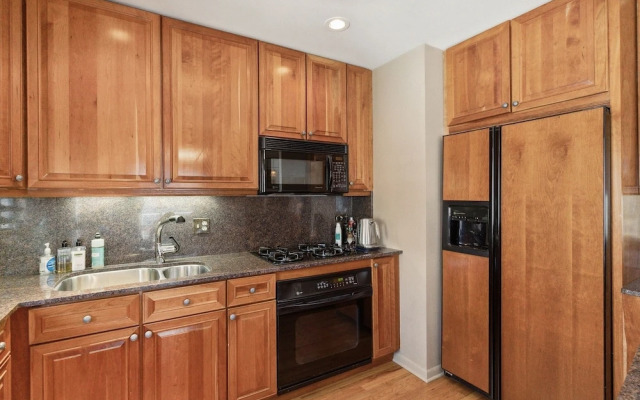 Family-Friendly South Loop Escape by RedAwning