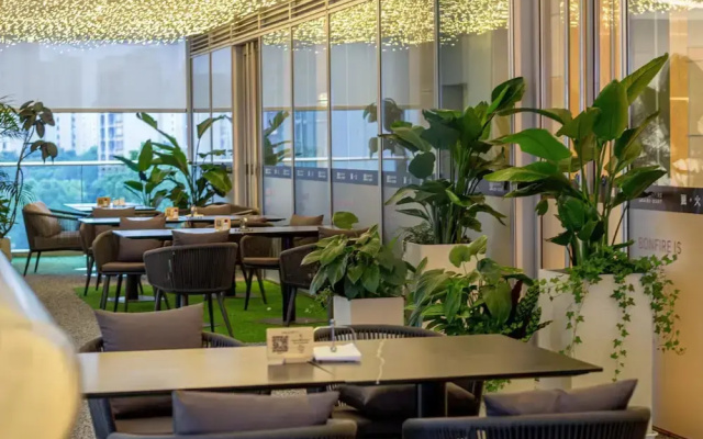 Crowne Plaza Hangzhou Linping by IHG
