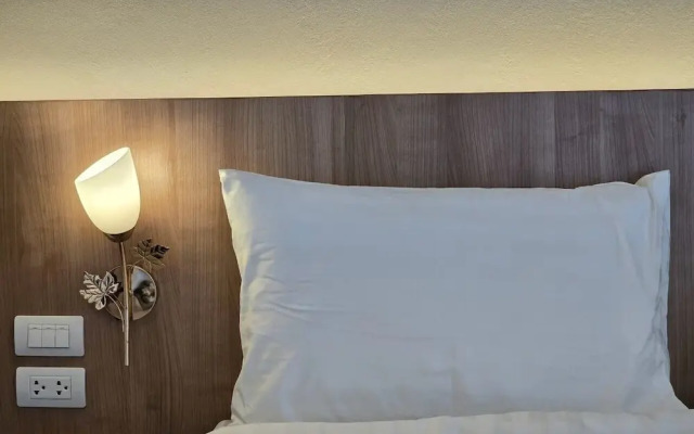 Manee Mantra Hotel Kanchanaburi