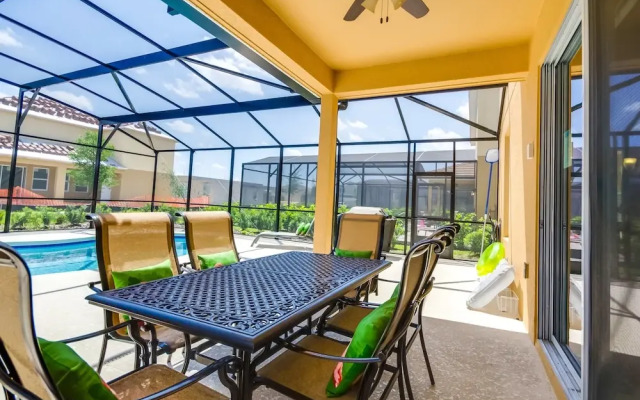 H5294 Ultimate 6 Bedroom 5 Bathroom Home With Pool