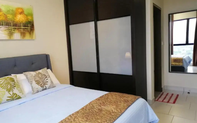 Lovely Mines Astetica Lake View Seri Kembangan 2BR