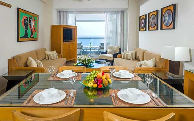The Grand Mayan Acapulco