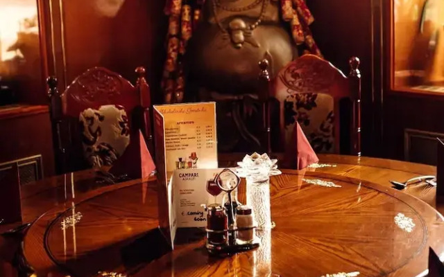 Hotel & Restaurant Peking