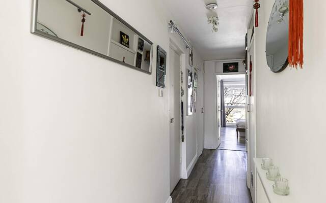 Cosy Angel Flat: Tube Nearby, Stunning Views!