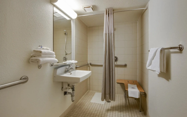 Motel 6 Tempe, AZ - Broadway - ASU