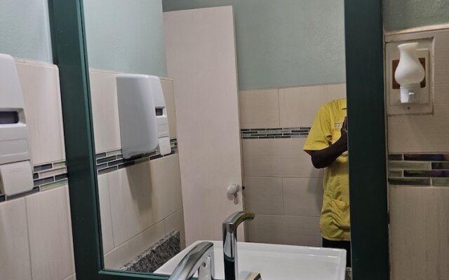 Apartment E6