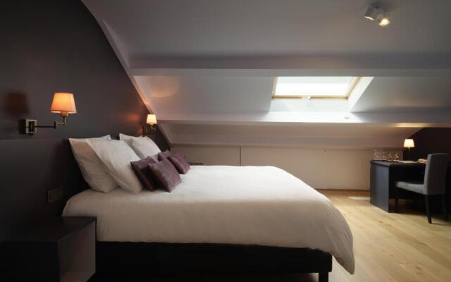 Le 24 Hotel