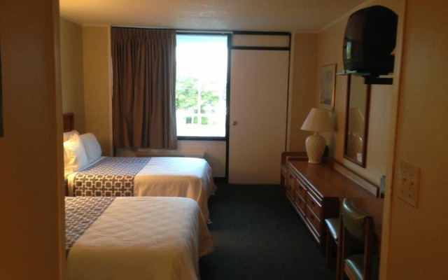 Fenwick Islander Motel
