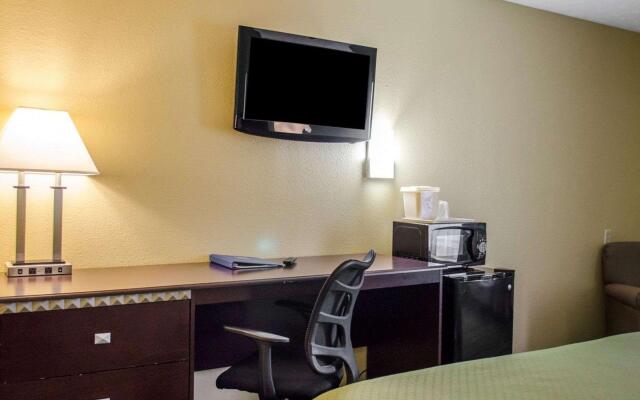 Quality Inn & Suites Medina - Akron West