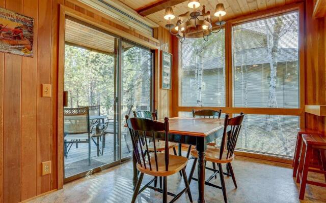 22 Rogue-AC-Hot Tub-4BR/3.5BA