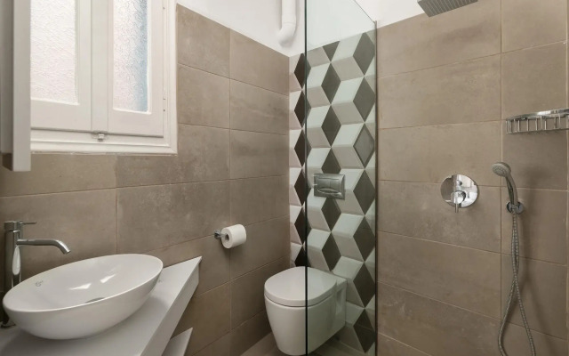 Maravelias Rooms