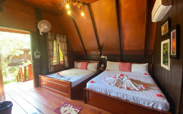 Mondulkiri Pizza Bungalows
