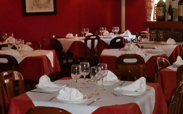 Hotel Los Robles