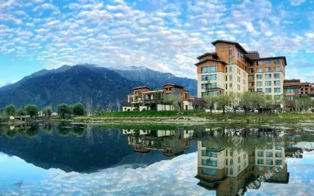 Grand House Tingyue Linzhi