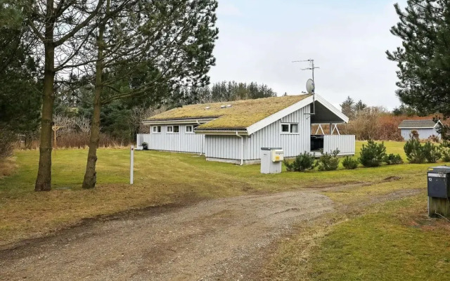 8 Person Holiday Home in Blokhus