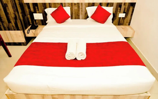 M K Arcade Hotel