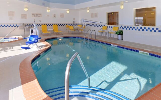 Fairfield Inn & Suites Bloomington