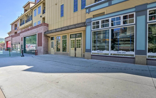 Walk Dtwn: Ski-in/ski-out Breck Studio