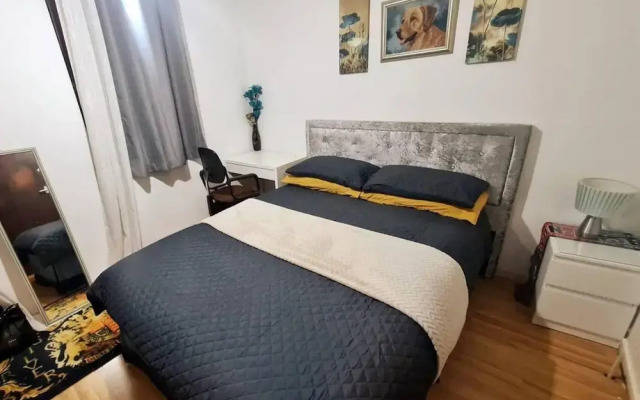 Lovely 2-bed Apartment in Battersea, London