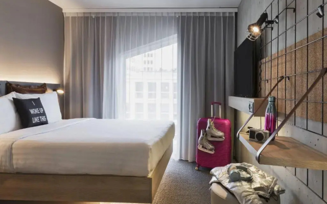 Moxy Lausanne City