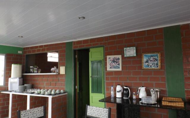 Pousada Monte Serrat