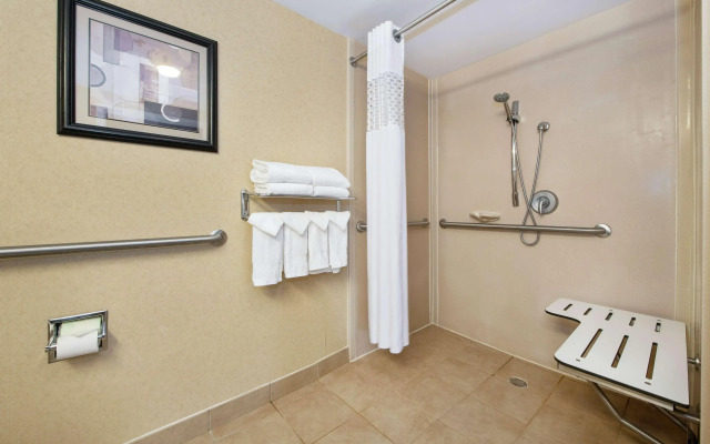 Hampton Inn & Suites Burlington, NC