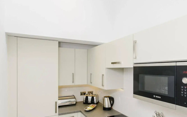 Richmond Ibis House Apartments by Viridian Apartments