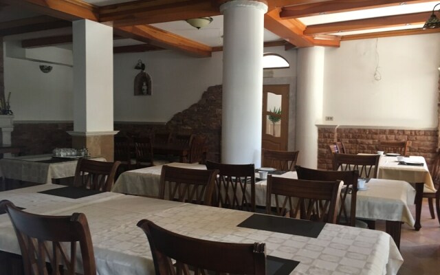 Levantin Inn