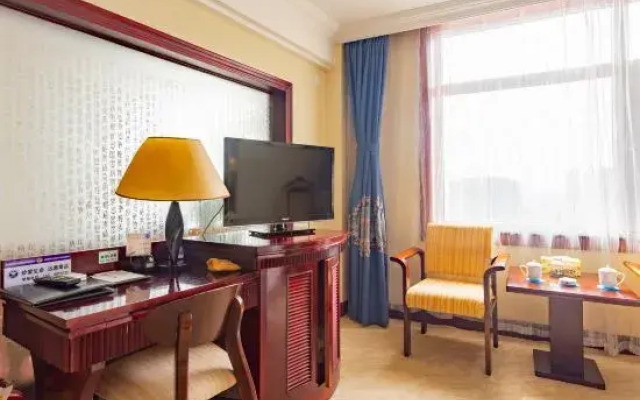 Dongfang Hotel