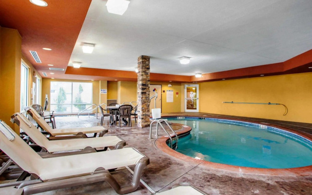 Suburban Studios Cedar Falls