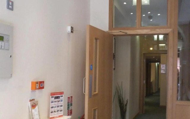 Regency Hotel Parkside