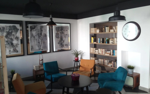 The Loop Hotel