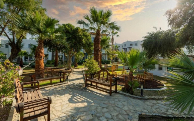 Charm Beach Hotel - All Inclusive
