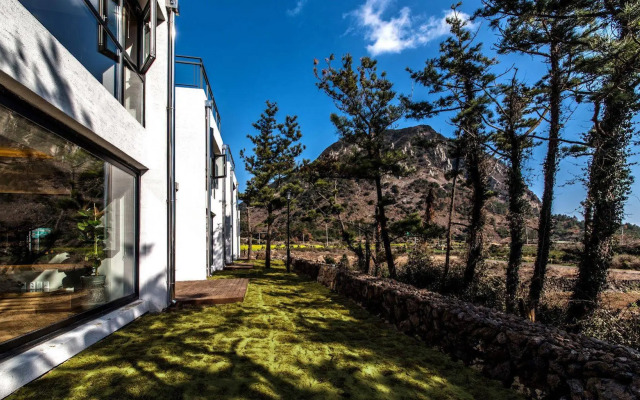 Sanbangsan Ae Resort