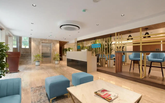 Hotel 44 Oasis
