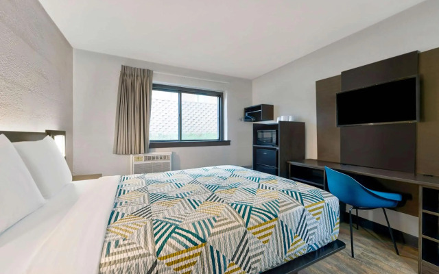 Howard Johnson Inn Cedar Rapids