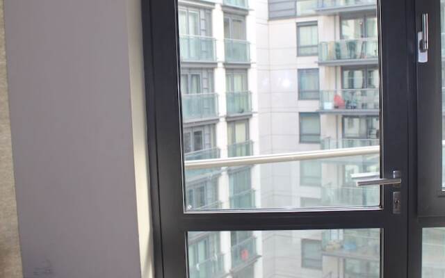 ROC Apartments - Quartz