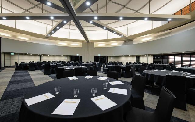 DoubleTree by Hilton Darwin Esplanade