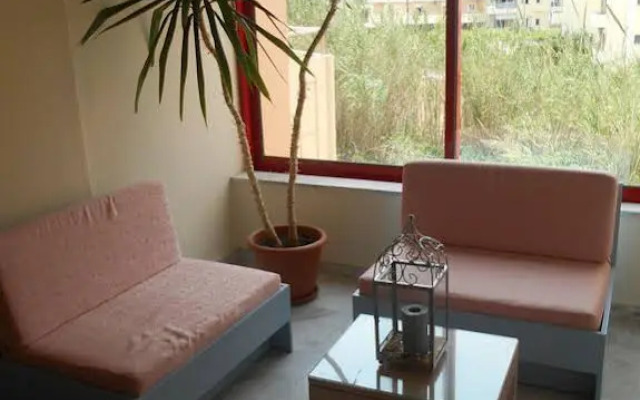 Saint-Trope Studios