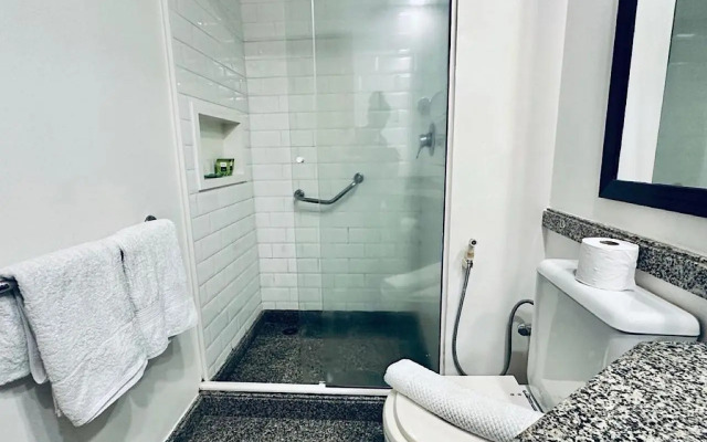 NIPS 1309 - Ótimo Apto Alto do Tatuapé