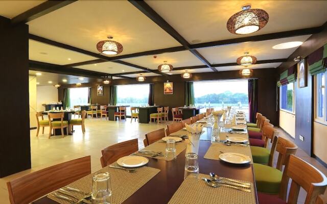 Vista Rooms at Nandan Kanan (Indore)